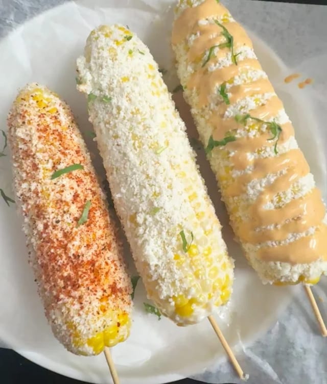 Elote Callejero “Street Corn”.